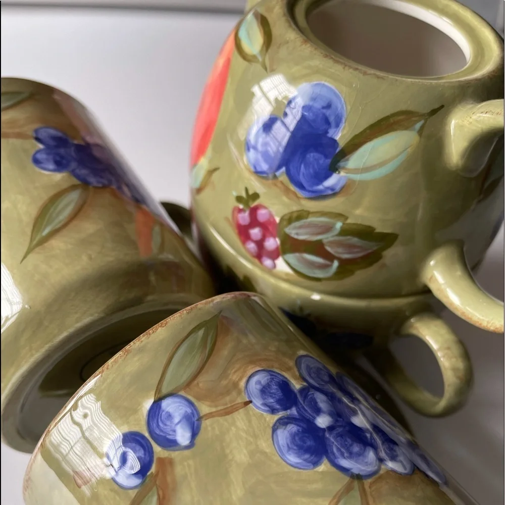 Mesa International Tea Pot and Cups